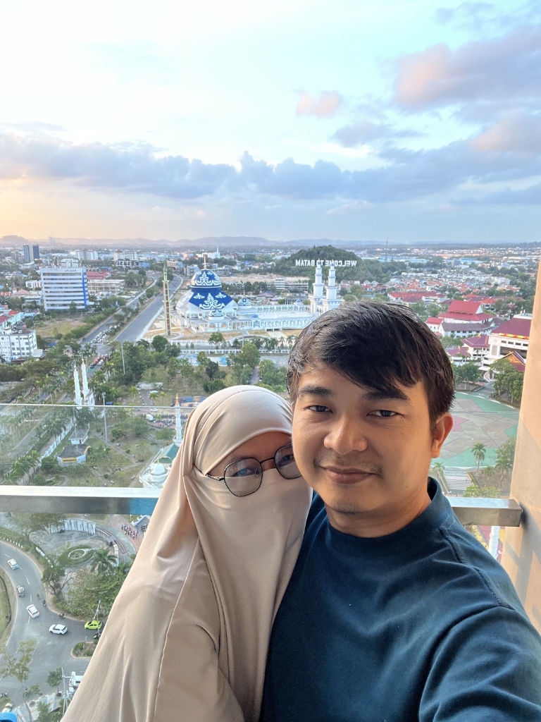 Liburan di Apartemen HARRIS